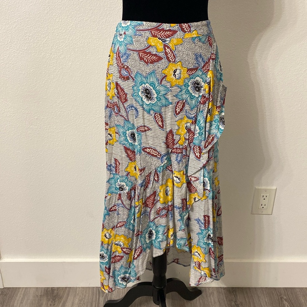BCBGeneraration Floral Dot Asymmetrical High Low Ruffle Front Skirt Tall XXS